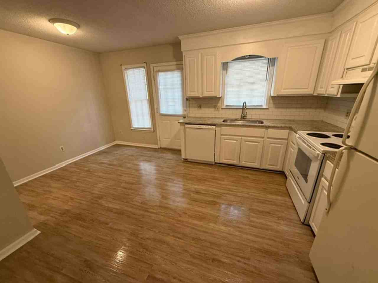 113 Manorwood Ct #C - Photo 5 of 25