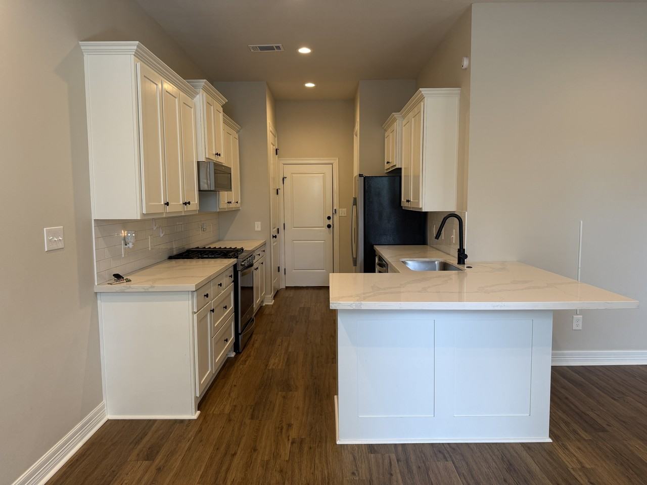 5100 Westgate Ln #1 - Photo 5 of 39