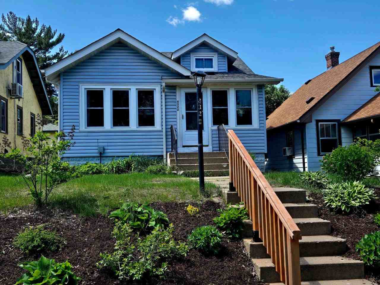 4322 Bloomington Ave - Photo 2 of 20