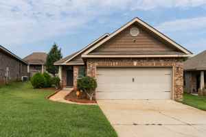 featured image of 2492 Bentridge Dr W #1