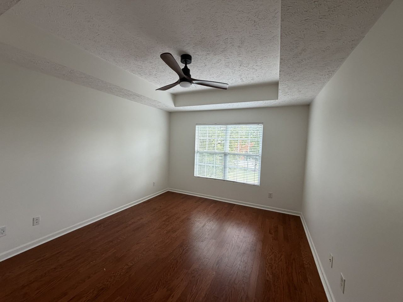 8304 Oak Knoll Dr #1 - Photo 6 of 10