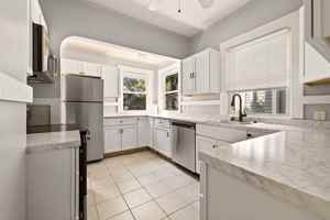 featured image of 115 Vermont St #1