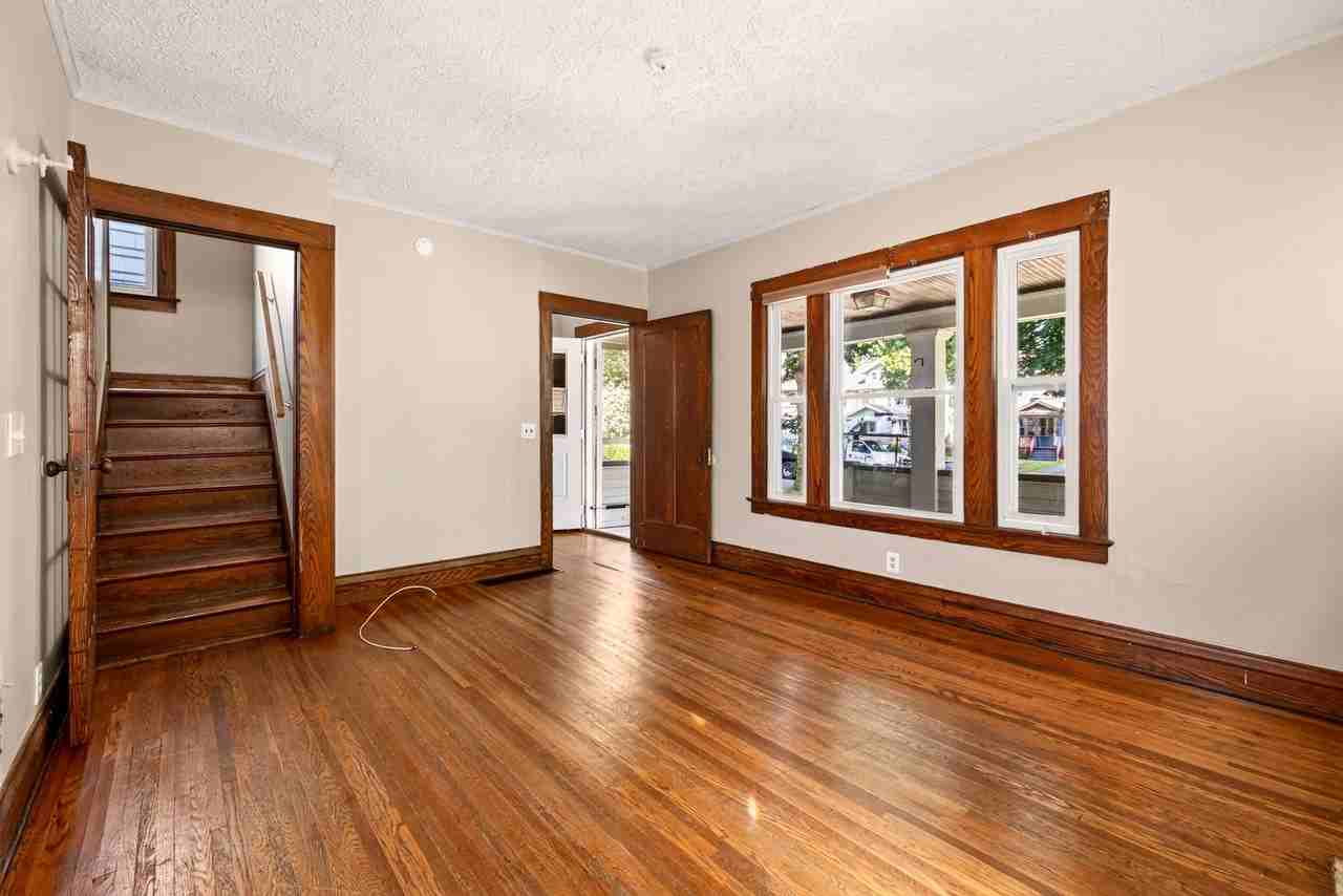 115 Vermont St #1 - Photo 7 of 15