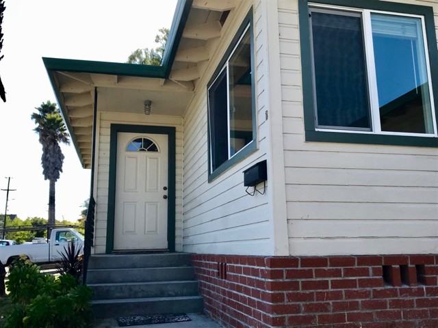 1107 Seabright Ave #B - Photo 2 of 14