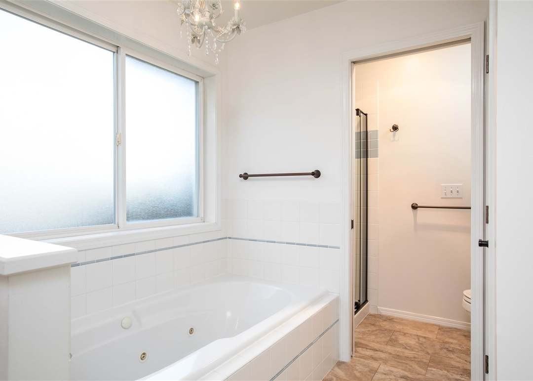 5410 E 18th Ln #1 - Photo 6 of 11
