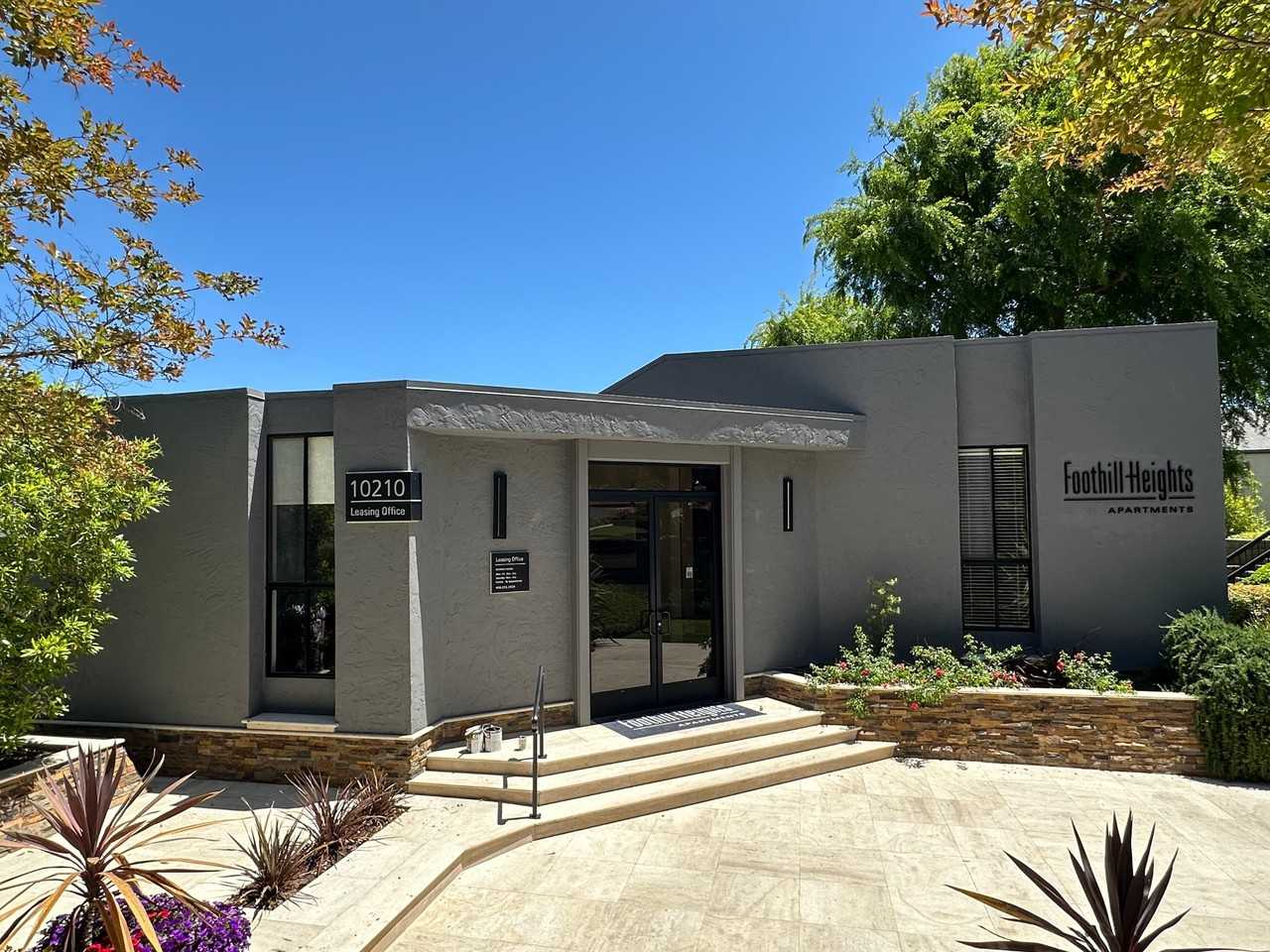 Foothill Heights - Photo 7 of 46