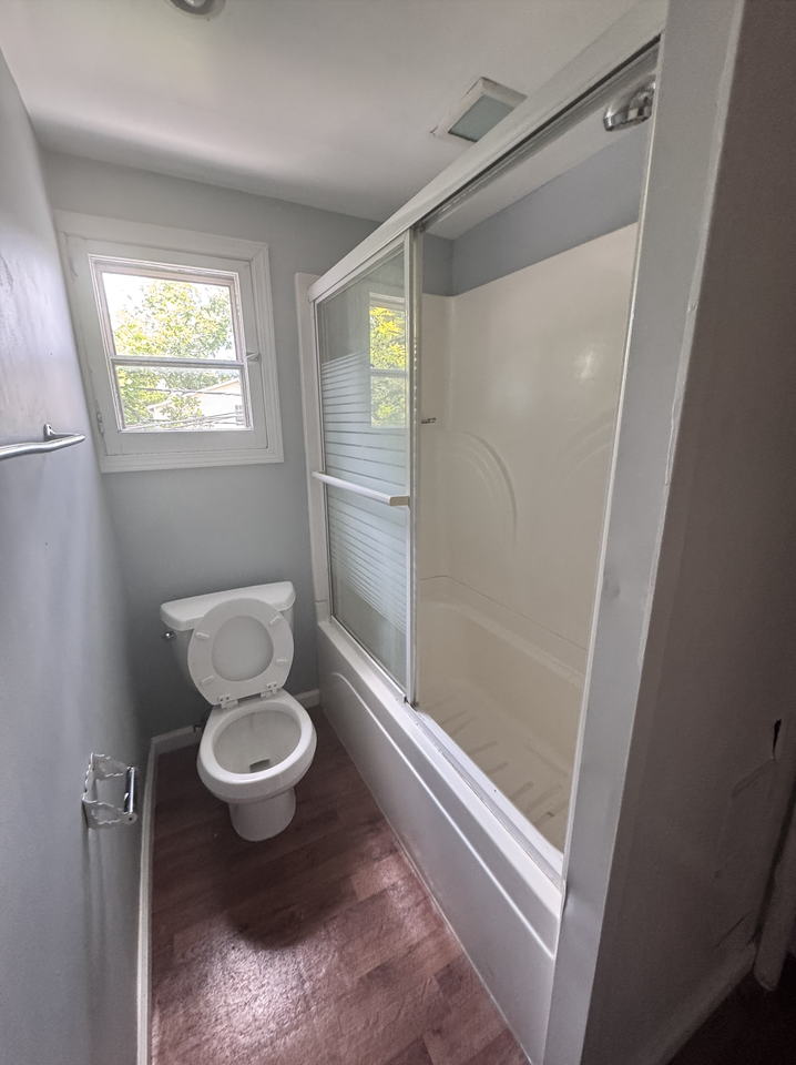 751 E Jefferson St #2 - Photo 7 of 20