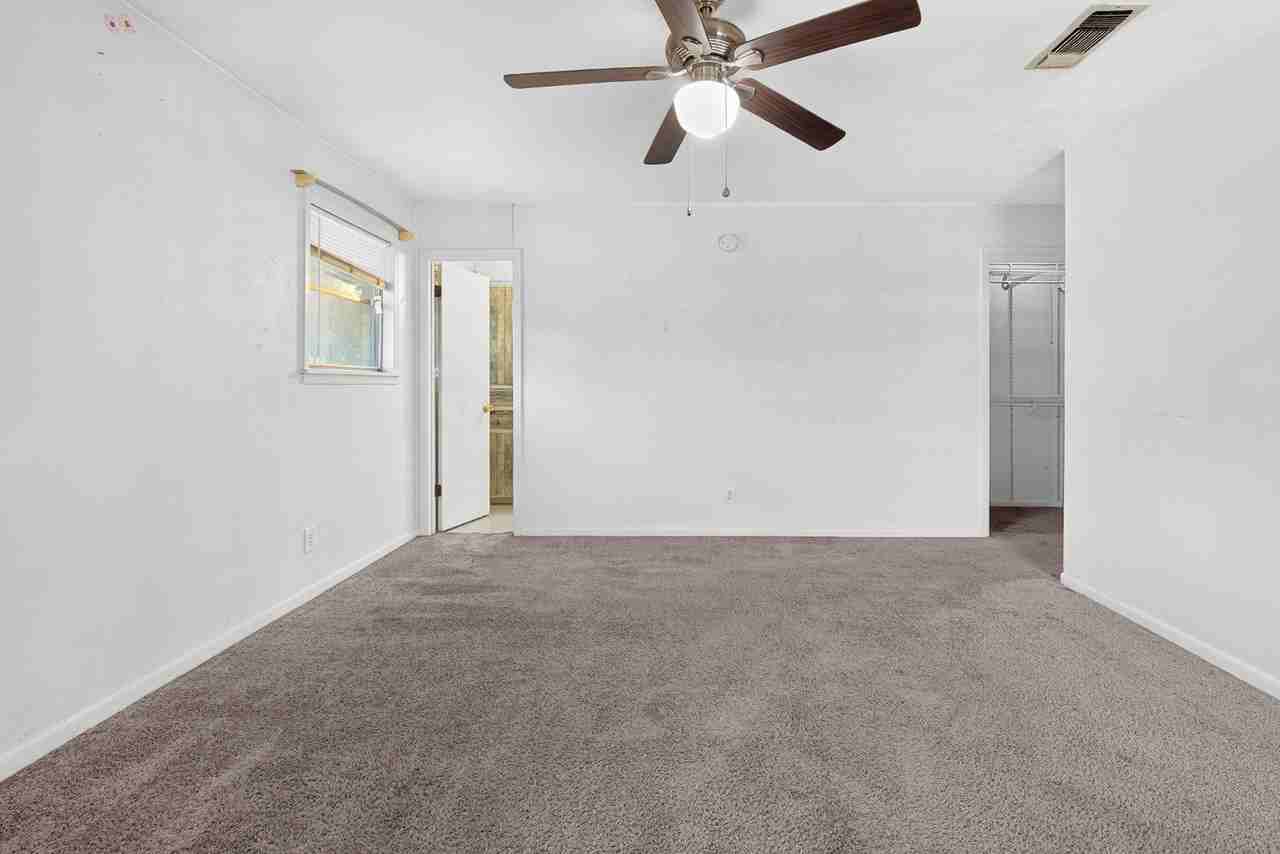 506 Arapaho Dr #1 - Photo 4 of 11