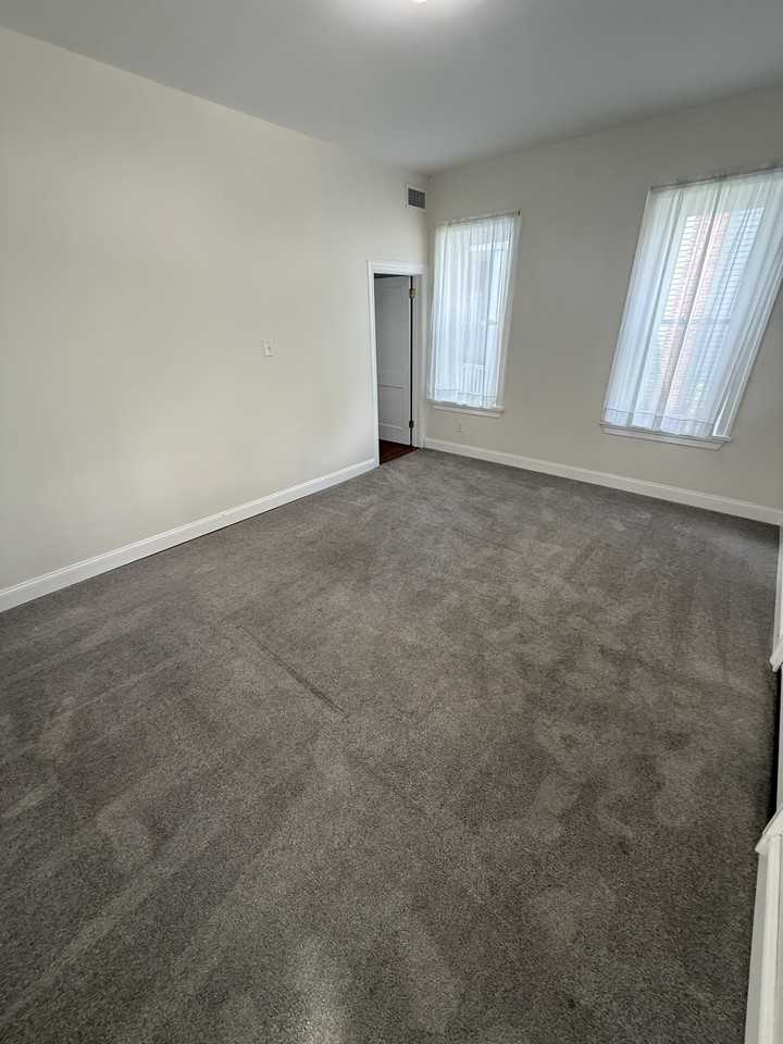 315 E Main St #1 - Photo 6 of 33