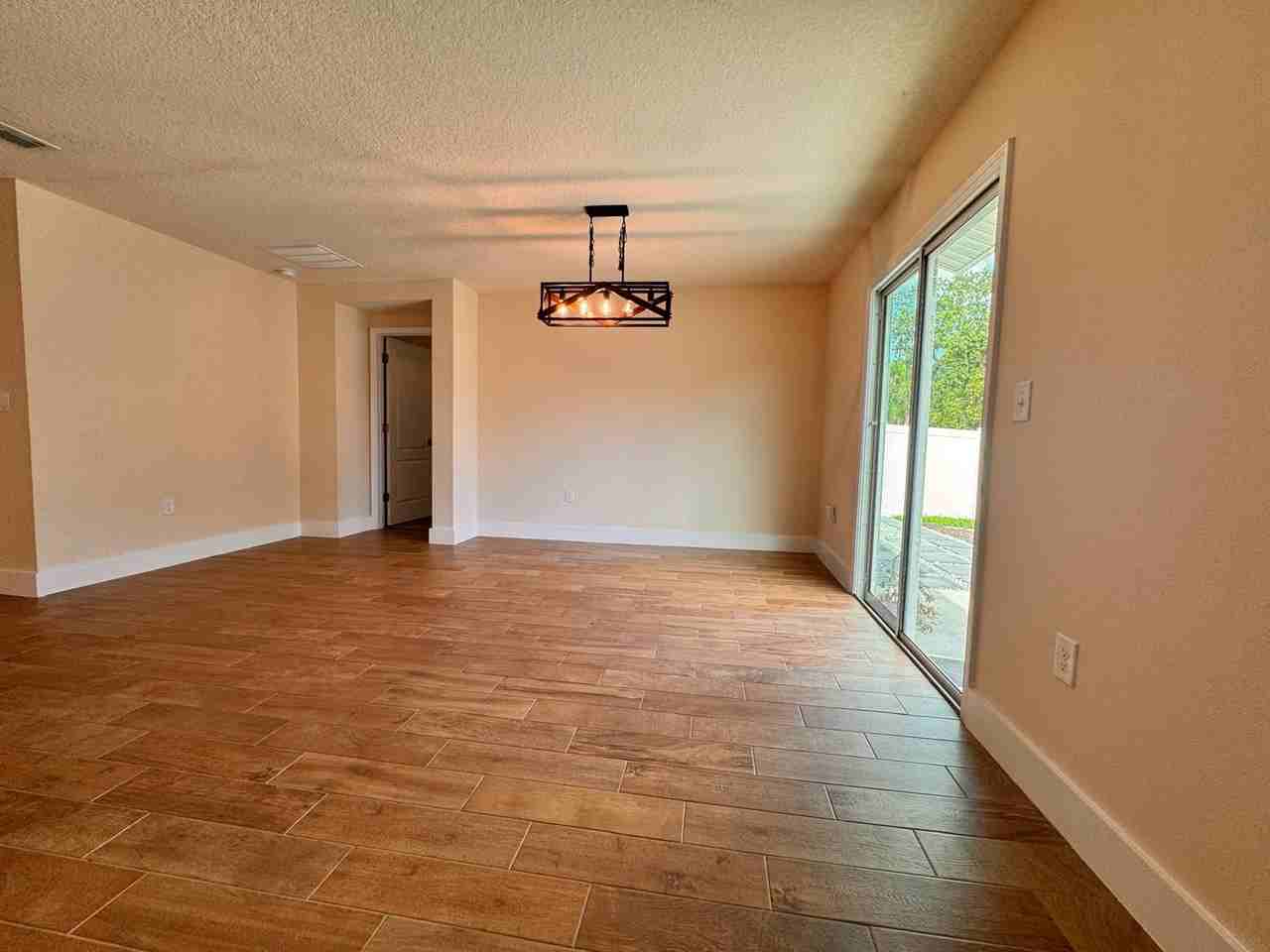 2488 Beachview Dr #1 - Photo 5 of 24
