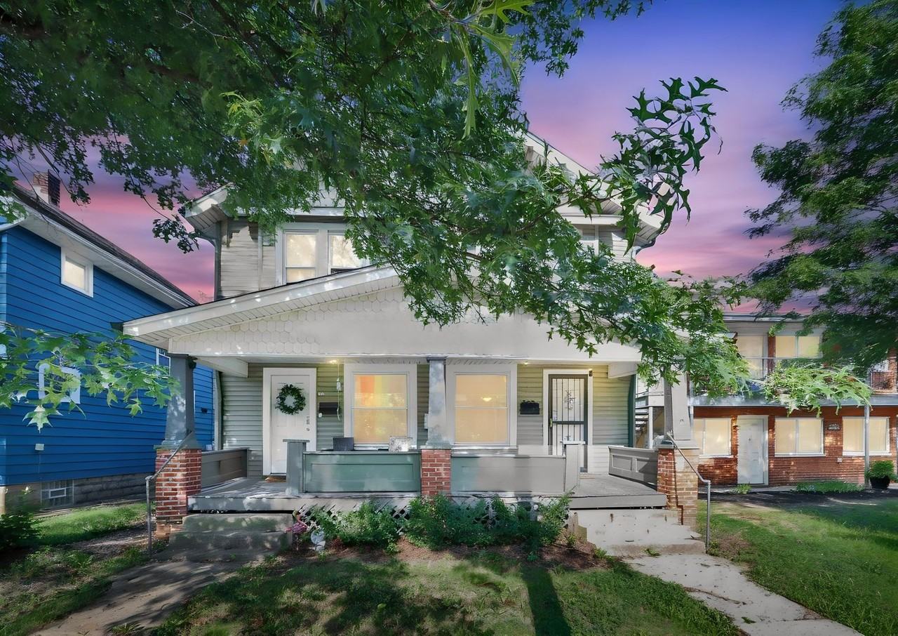 2475 Indianola Ave - Photo 2 of 33