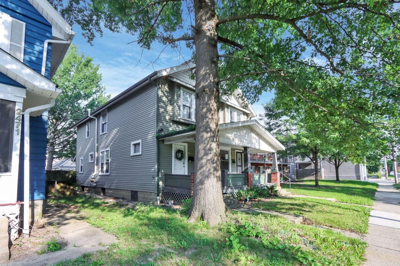 2475 Indianola Ave - Photo 4 of 33