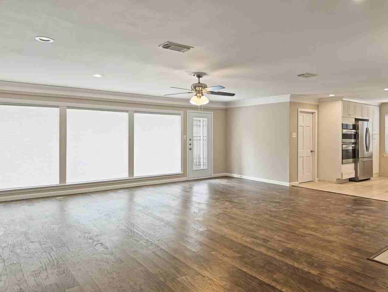 139 Haversham Dr - Photo 2 of 26