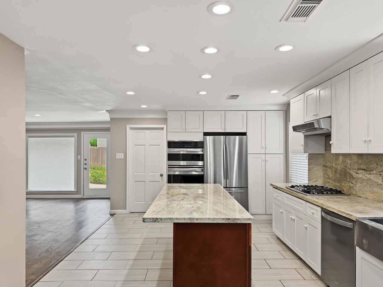 139 Haversham Dr - Photo 7 of 26