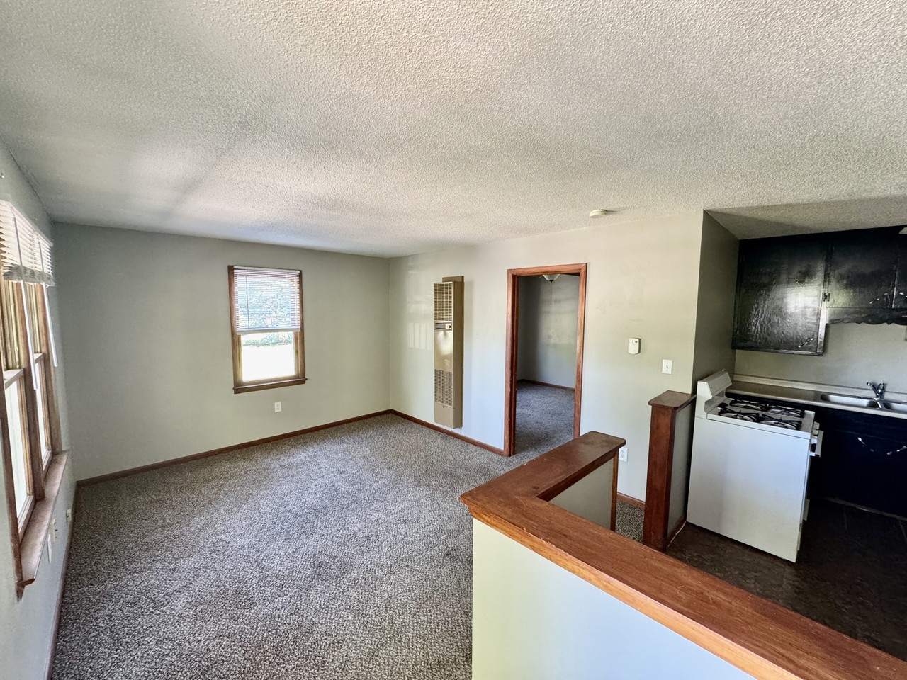 414 N Mulberry St #D - Photo 7 of 7
