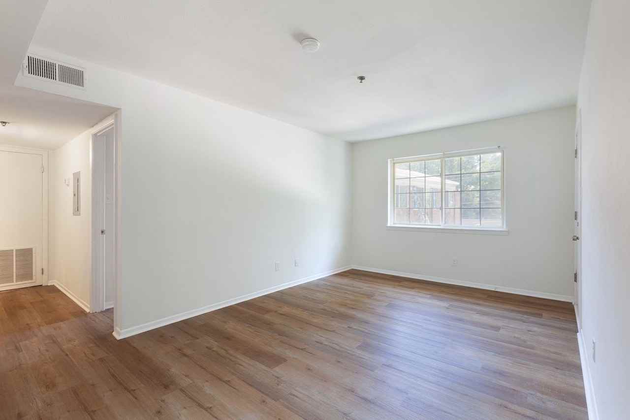 641 Powder Springs St Se #8 - Photo 5 of 24