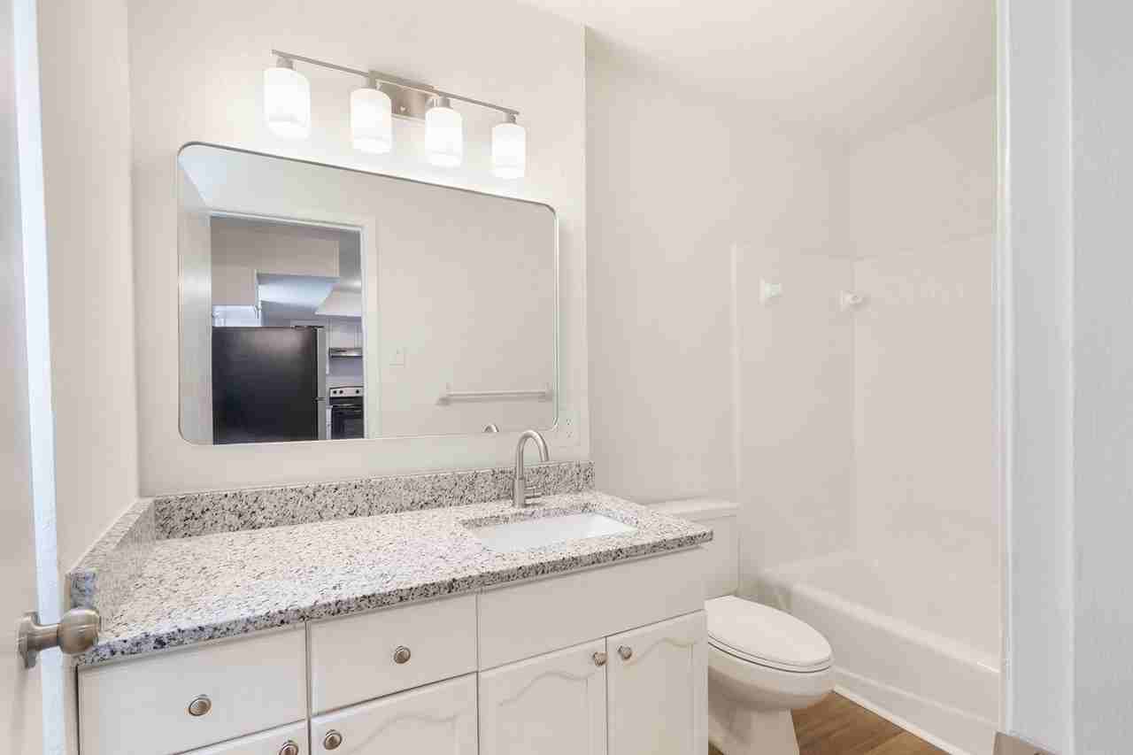 641 Powder Springs St Se #13 - Photo 7 of 18