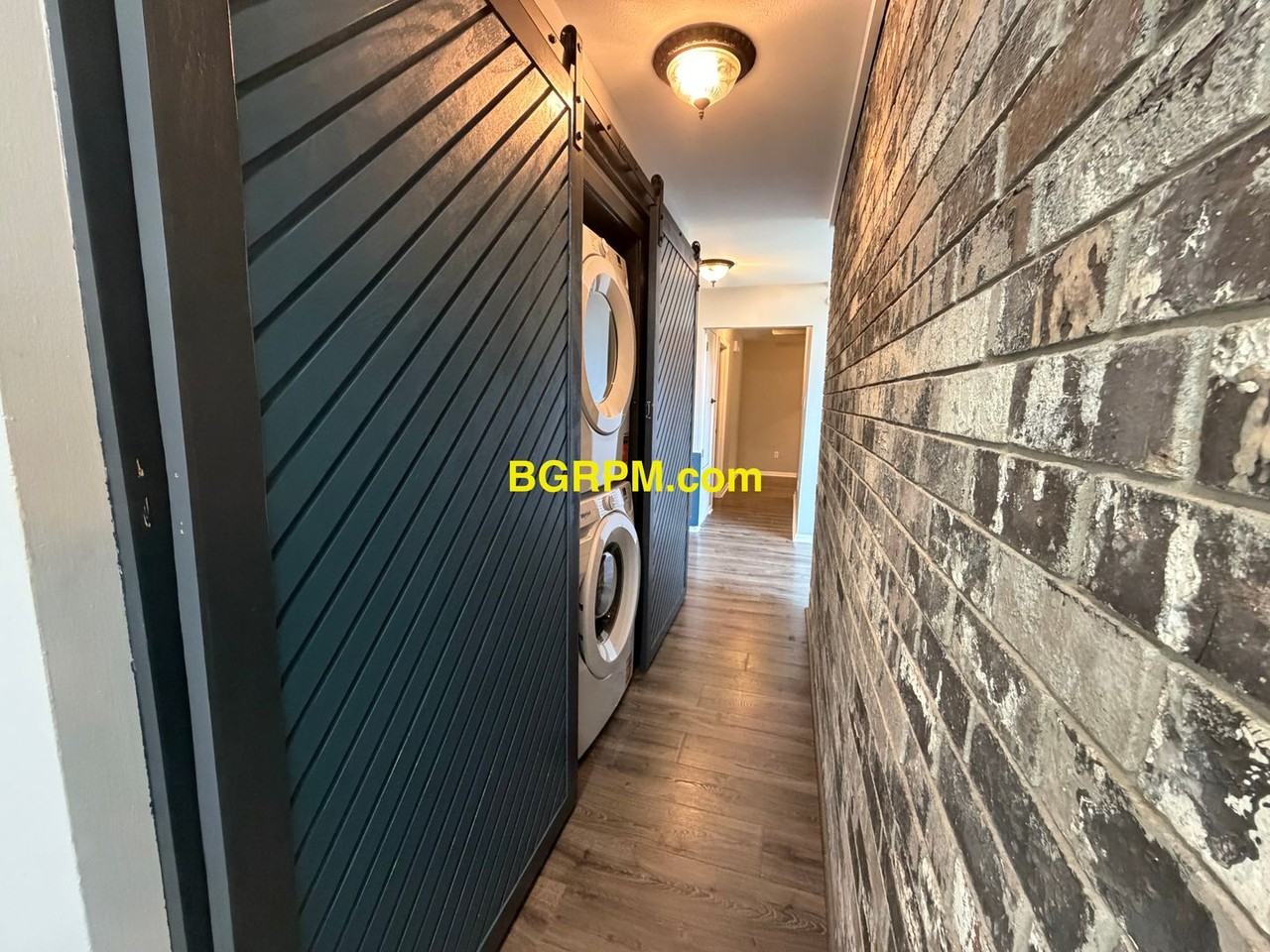109 Hampton Cv - Photo 7 of 16