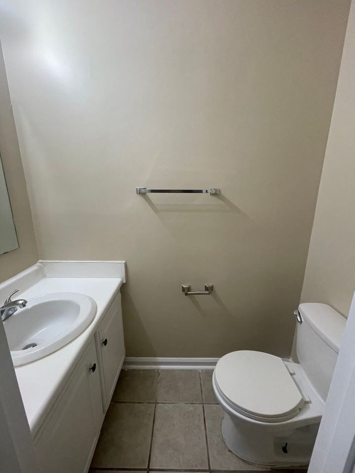 1730 Village Lake Dr - Photo 3 of 9