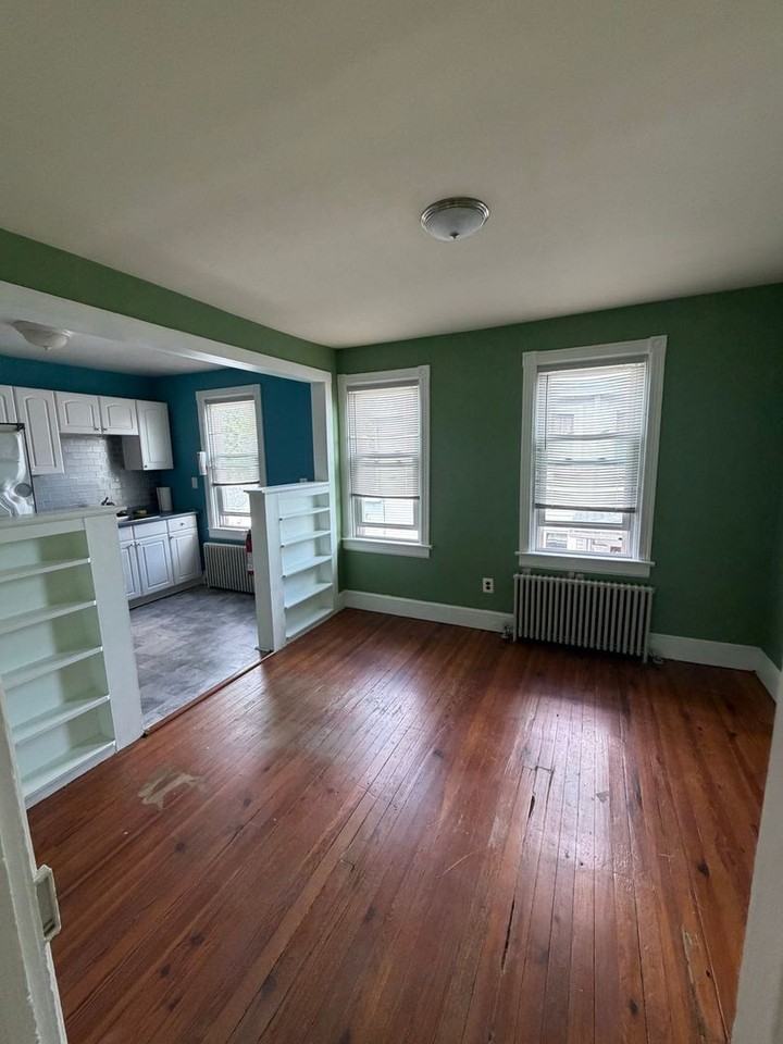 648 Beacon Ave - Photo 7 of 17