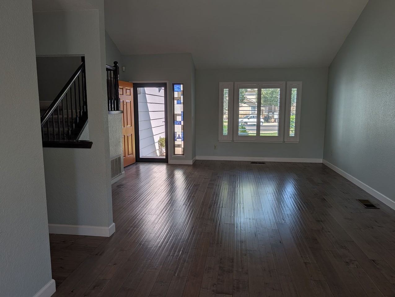 1709 Badger Way - Photo 7 of 17