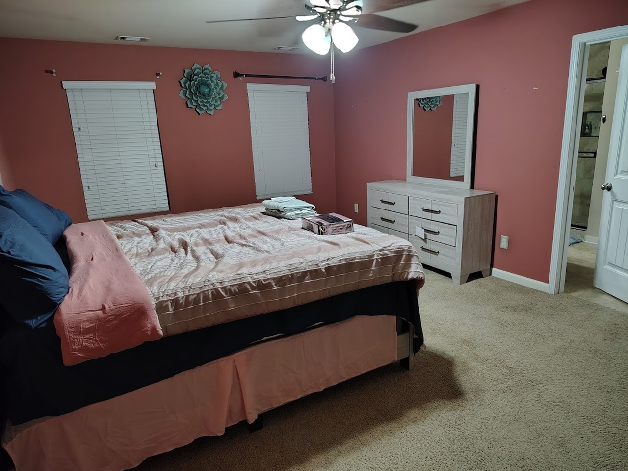 829 Blue Hill Ln - Photo 3 of 8
