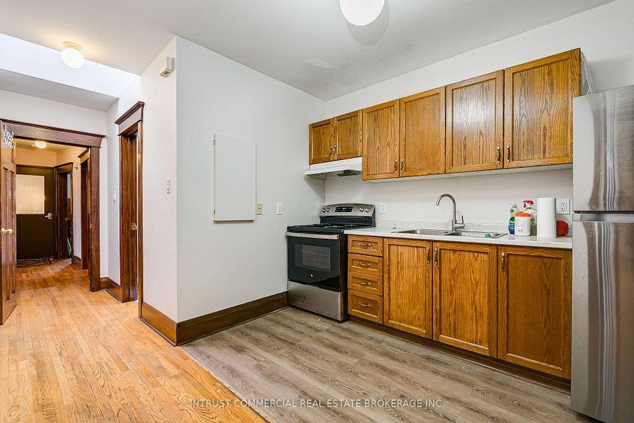 1852 Danforth Avenue #2 - Photo 4 of 15