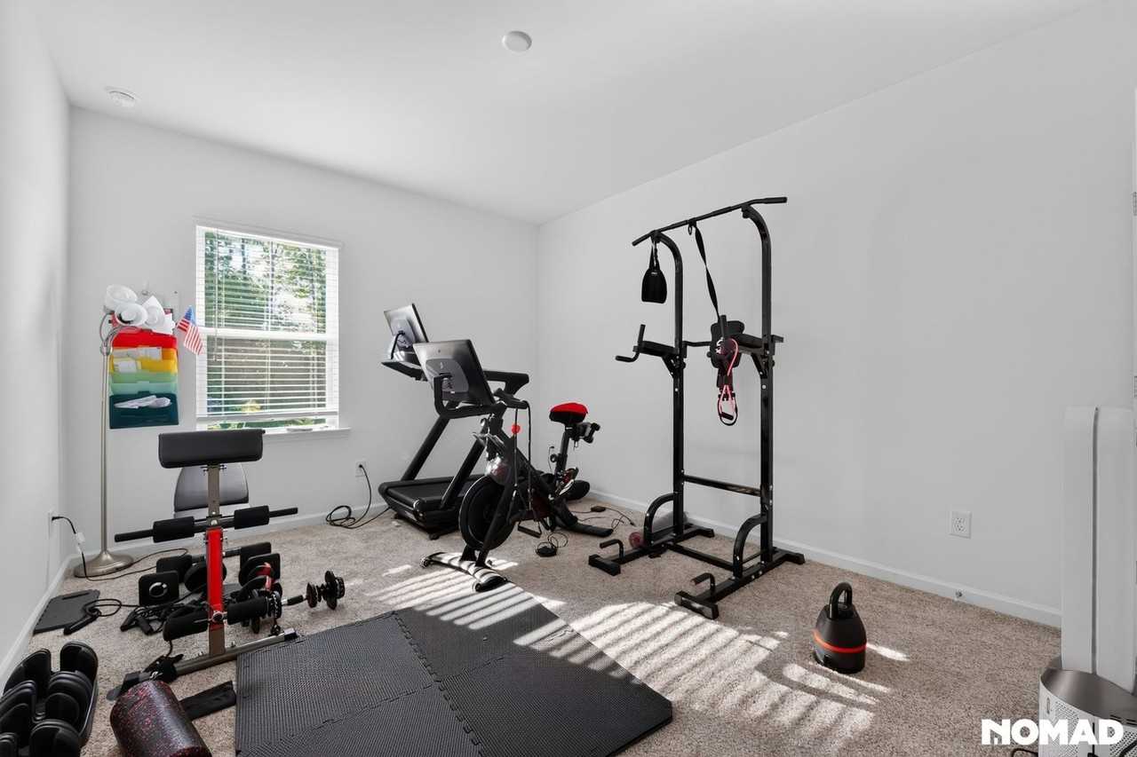 6020 Chumbley Point Rd - Photo 2 of 50