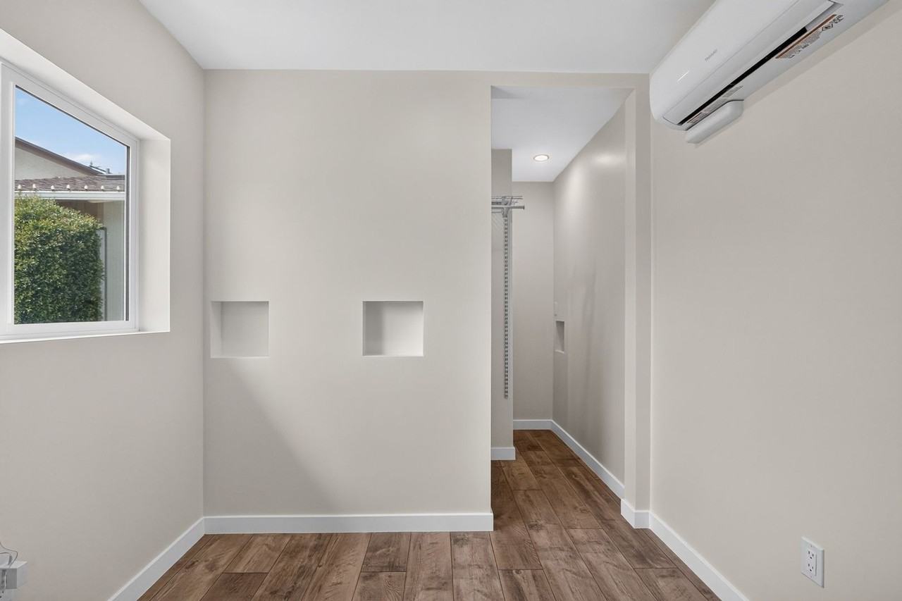 4547 Bartlett Ave - Photo 7 of 12