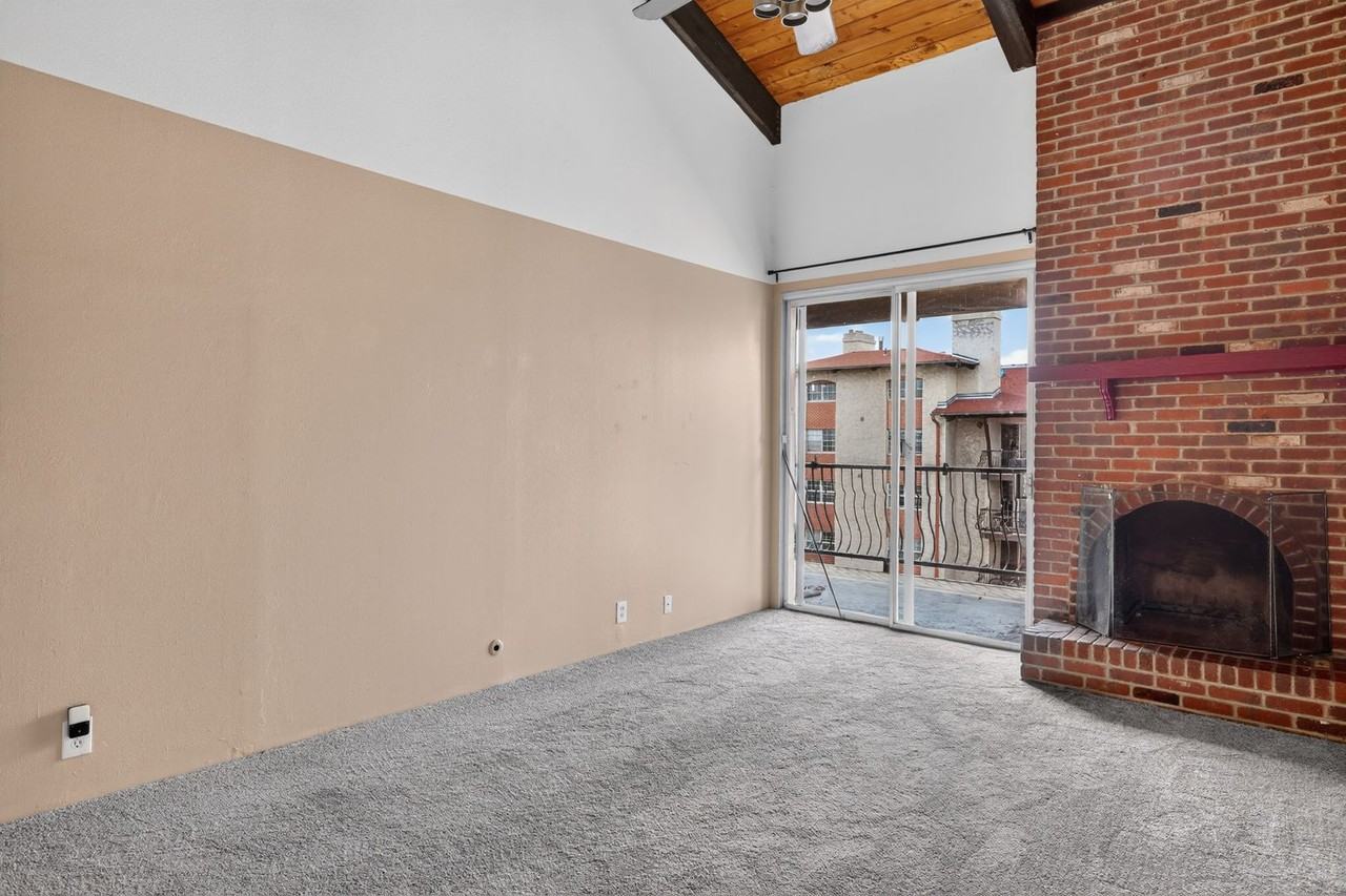 805 29th St #555 - Photo 7 of 23