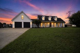 305 Autumn Ridge Dr - Photo 1 of 1