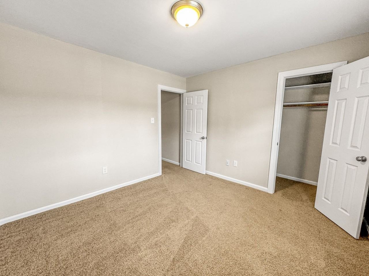 Experience comfortable and stylish living at Creek Ridge Crossing - Photo 5 of 49