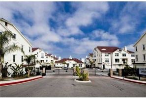 featured image of 820 Harbor Cliff Way #256