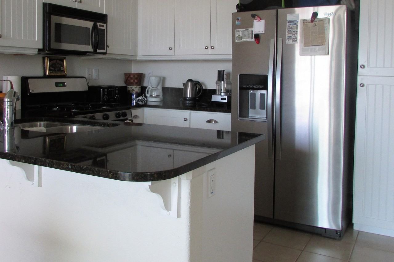 820 Harbor Cliff Way #256 - Photo 2 of 15