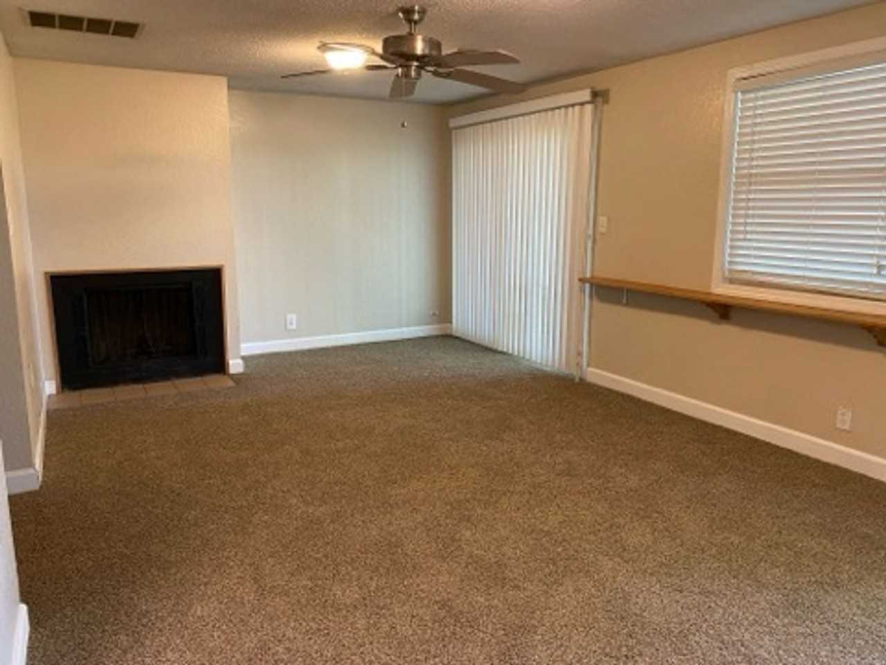 101 Sandridge Dr - Photo 6 of 7
