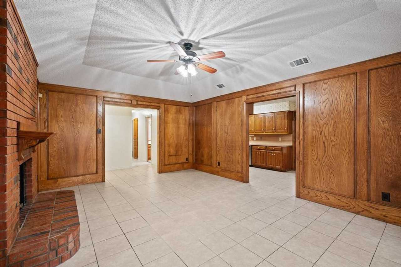 504 Warbler Dr - Photo 6 of 27