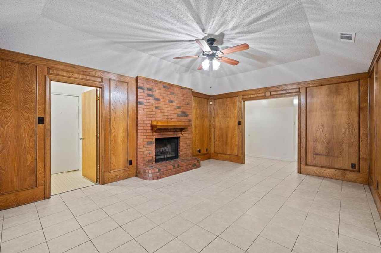 504 Warbler Dr - Photo 7 of 27