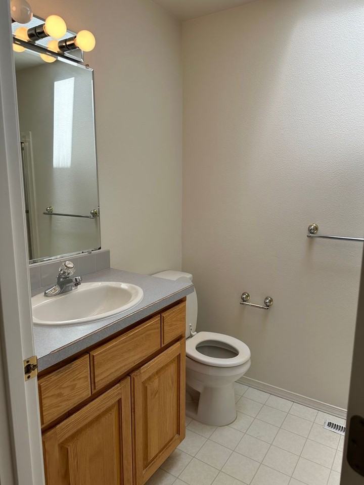 1642 Diamond Peak Ct Nw - Photo 5 of 13