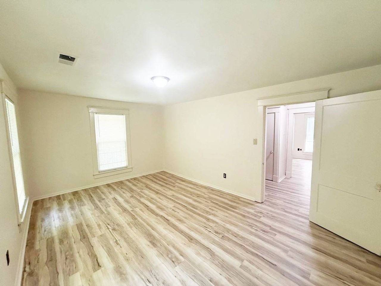 446 Buntyn St - Photo 4 of 18
