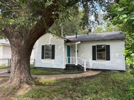 605 W 75th St - Photo 1 of 1