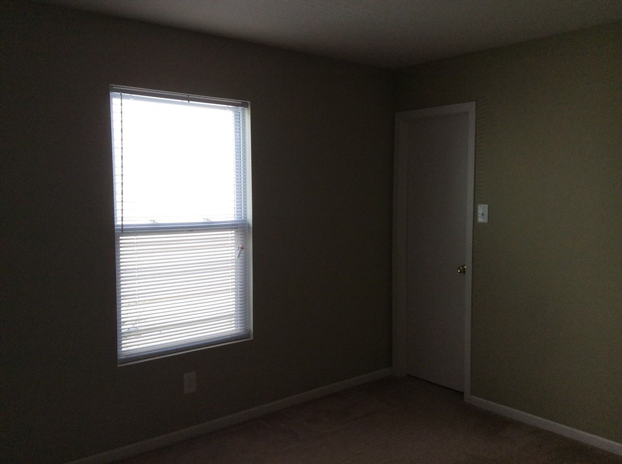 8338 Gates Corner Dr - Photo 6 of 7