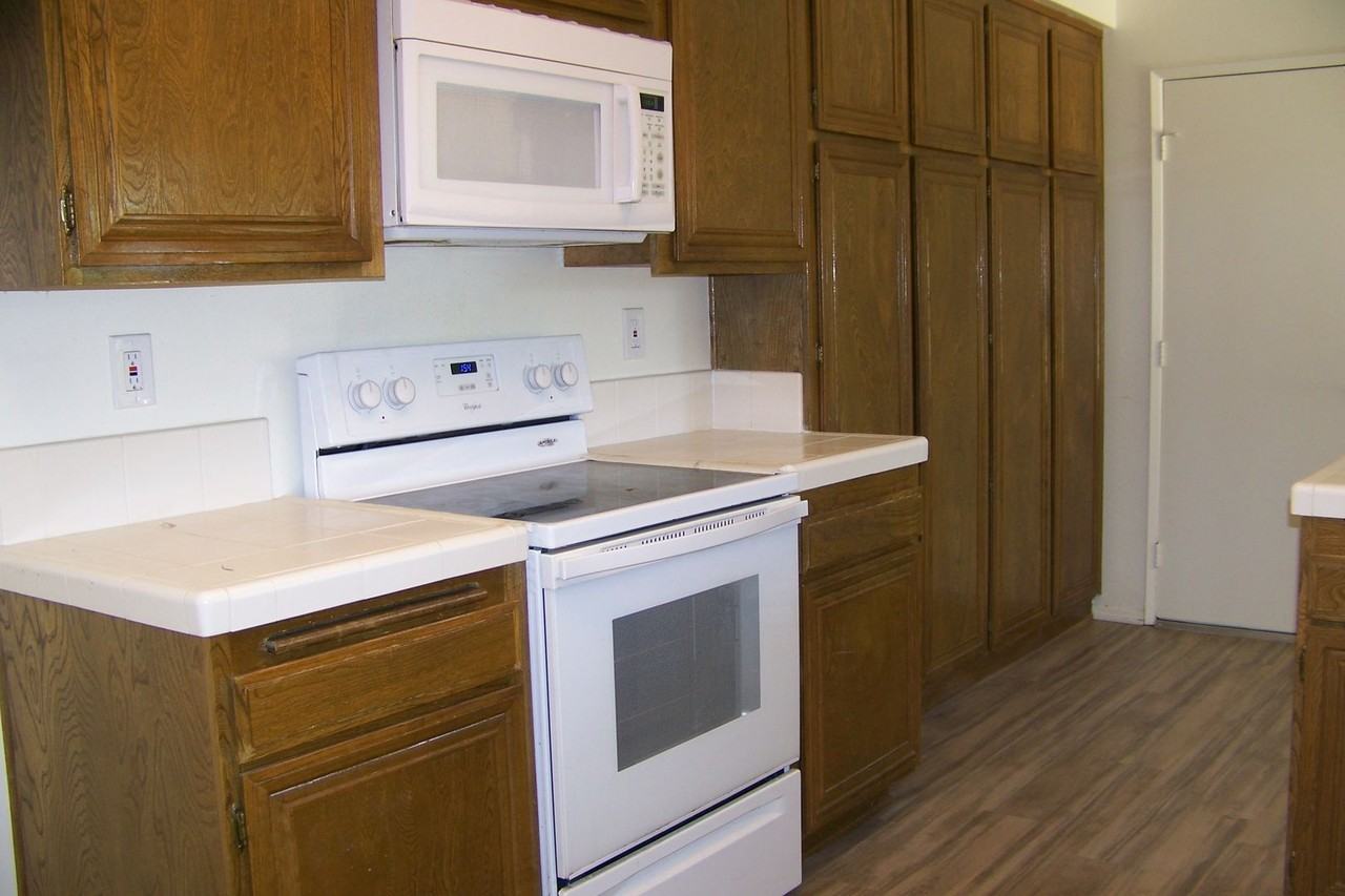 42123 Village 42 - Photo 4 of 16
