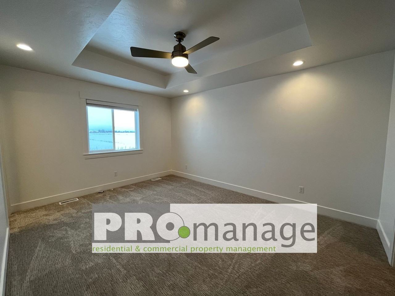 6082 N Red Shirt Rd - Photo 5 of 11