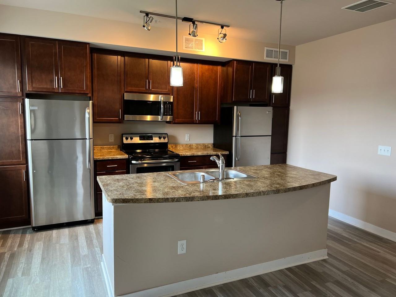 122 N Prince St #9 - Photo 2 of 12