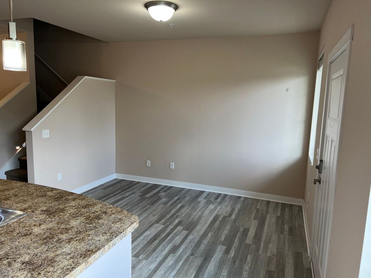 122 N Prince St #9 - Photo 3 of 12
