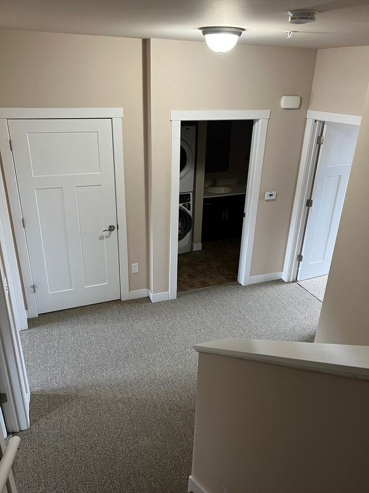 122 N Prince St #9 - Photo 4 of 12