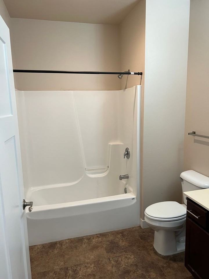 122 N Prince St #9 - Photo 6 of 12