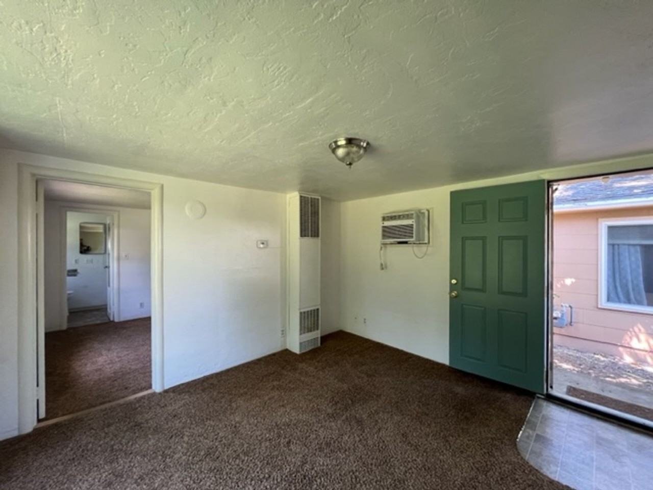 410 Hamilton St #D - Photo 4 of 15