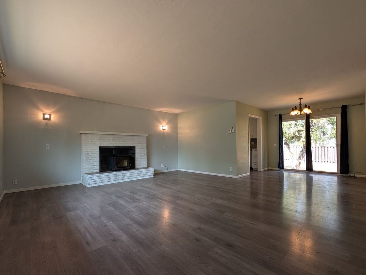 35 W 30th Ave - Photo 4 of 23