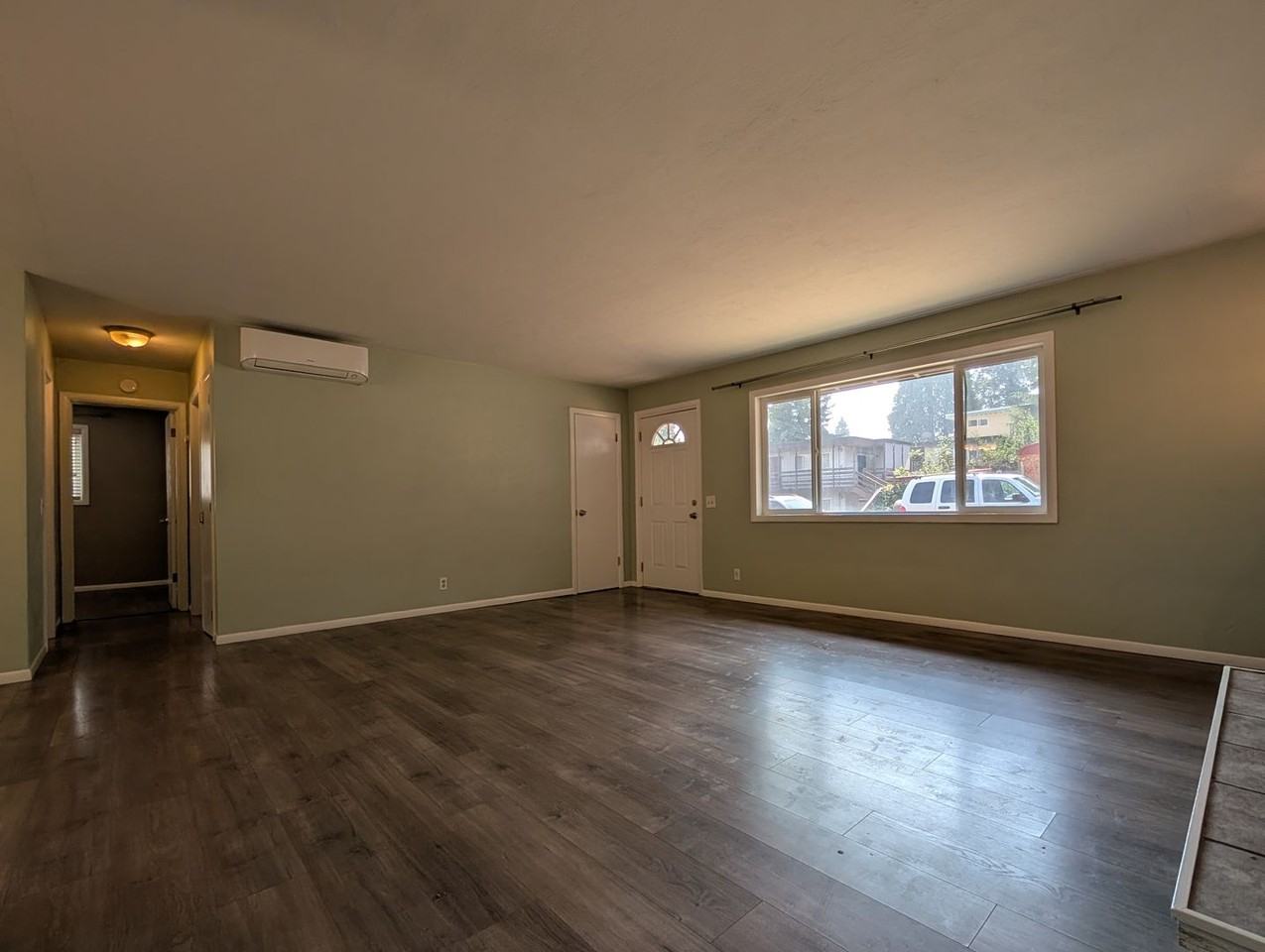 35 W 30th Ave - Photo 5 of 23